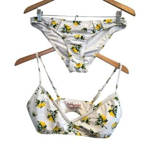NEW Without Tag Cabana Del Sol Floral Bikini Set Size Large Lemon Theme
